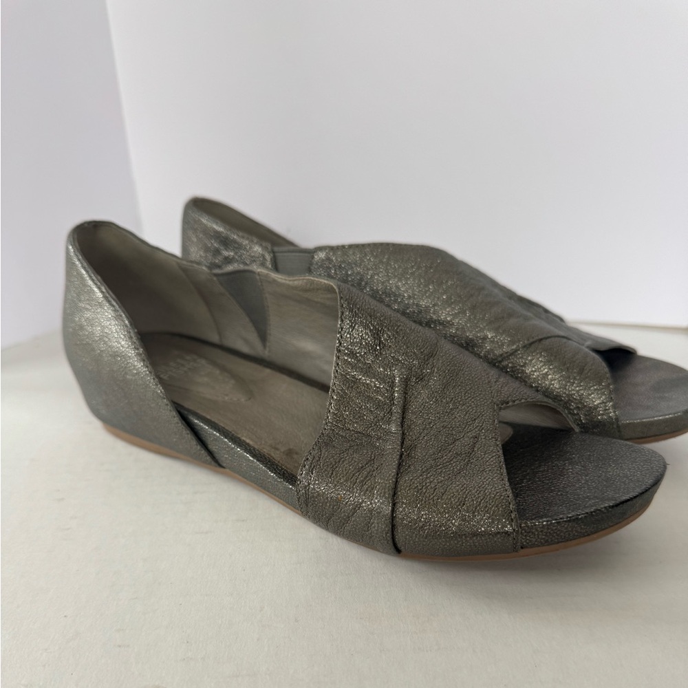Eileen Fisher Metallic Pewter Leather Peep-Toe Flats